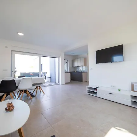 Tamaris Apartment *