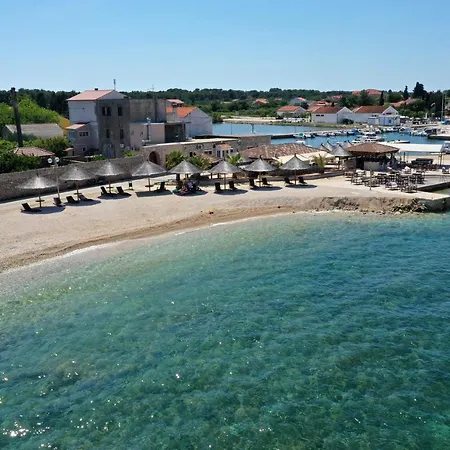 Tamaris Appartamento Ugljan