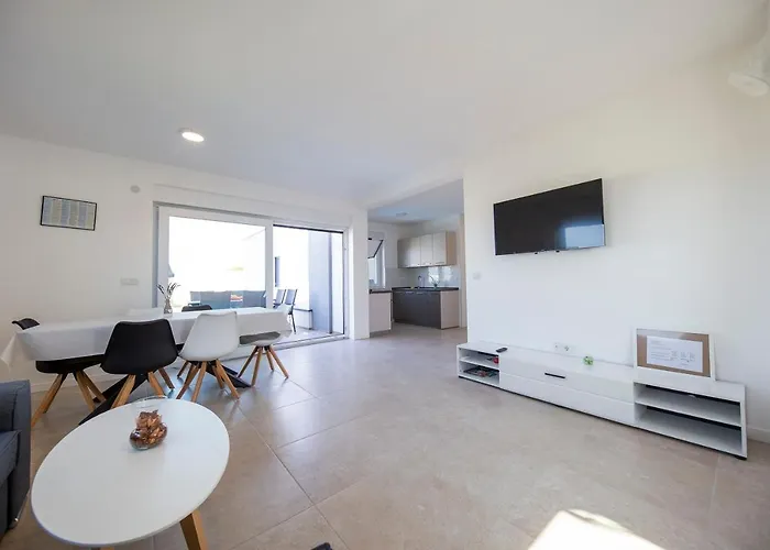 Tamaris Apartman *