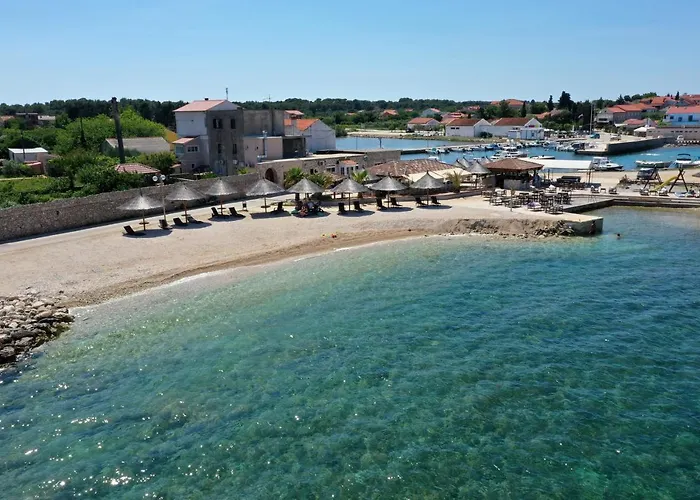 Tamaris Apartamento Ugljan